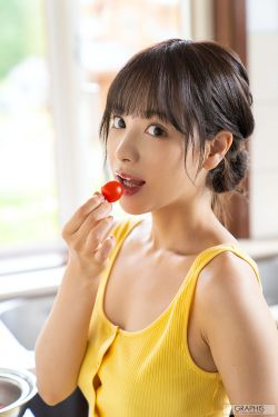 美女张开腿大腿露出白浆浆